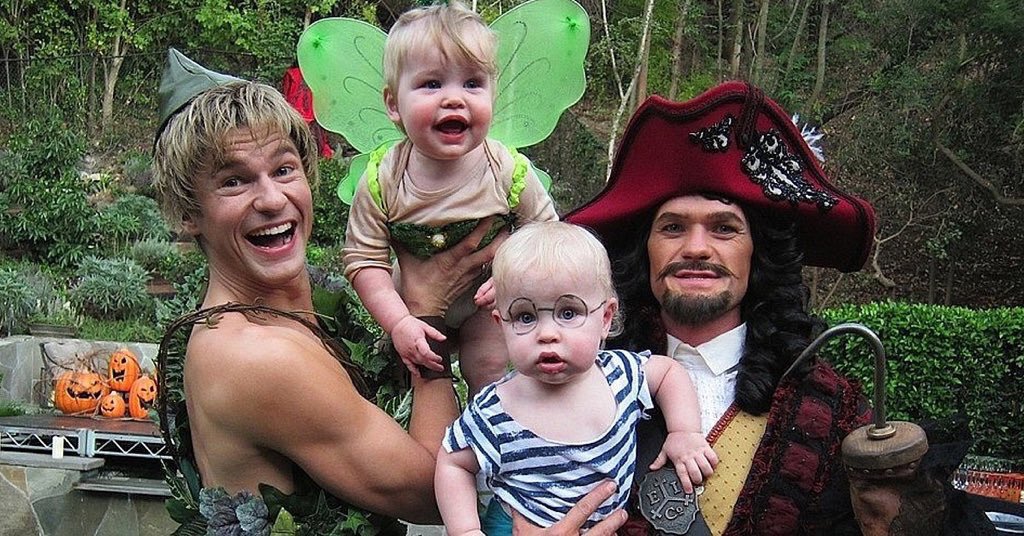 ComicBookNOW's tweet image. Another year, another great #Halloween for this amazing family. Star Wars had to be done!