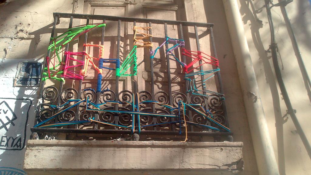 santycarbonel's tweet photo. #sonríemeserpiente
#disneylexia & #uday1973 #mural #graffititextil #graffiticombinado #Intramurs #Intramurs2015 https://t.co/YxAn1tQ1zy