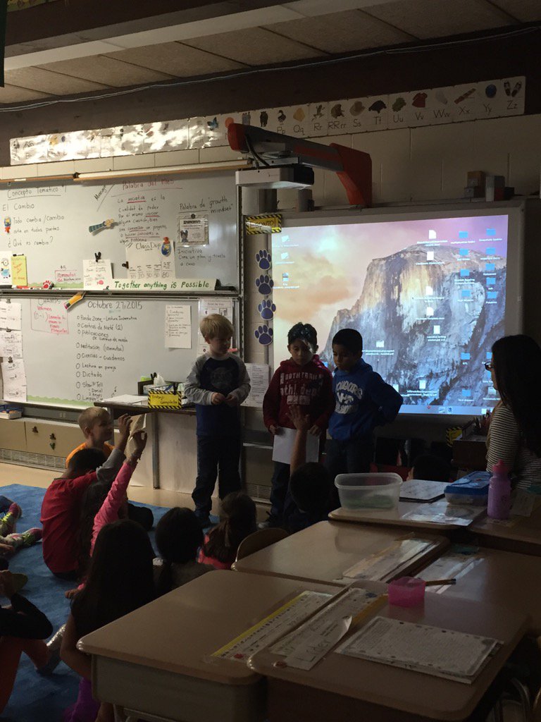 SherwoodPandas's tweet photo. Dual language second graders sharing reports! #collaborationandteamwork https://t.co/HCaaYnJOaD