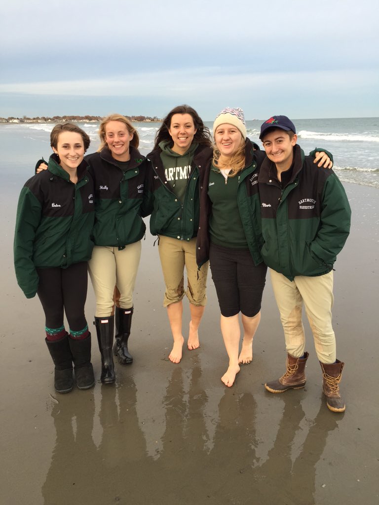 After a successful day at UNH, the team stopped at the beach on the way to Elle MacAlpine '18's house!