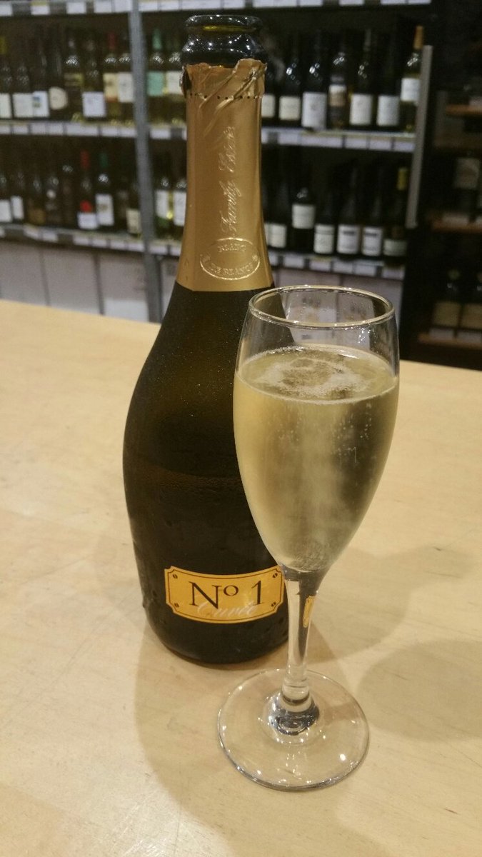 VirginieLeBrun's tweet photo. Twice is nice - even better In a row! #NZNo1 #RWCFinal2015 : D https://t.co/7dZaeJOuGb