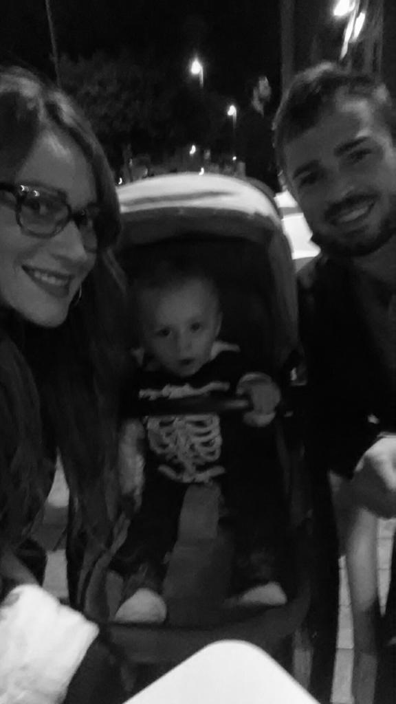 scf290685's tweet photo. Feliz halloween!!!
No tiene precio...mis dias..mis noches..❤ https://t.co/H5aMDULaM6