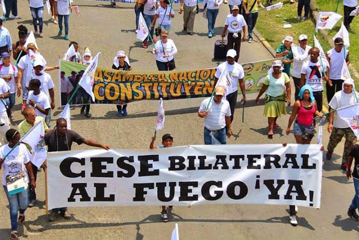 SabiduriaPplr's tweet photo. Tregua de las FARC en riesgo por muerte de guerrilleros.
https://t.co/TsbzWVh2CT https://t.co/gGEIZksEhw