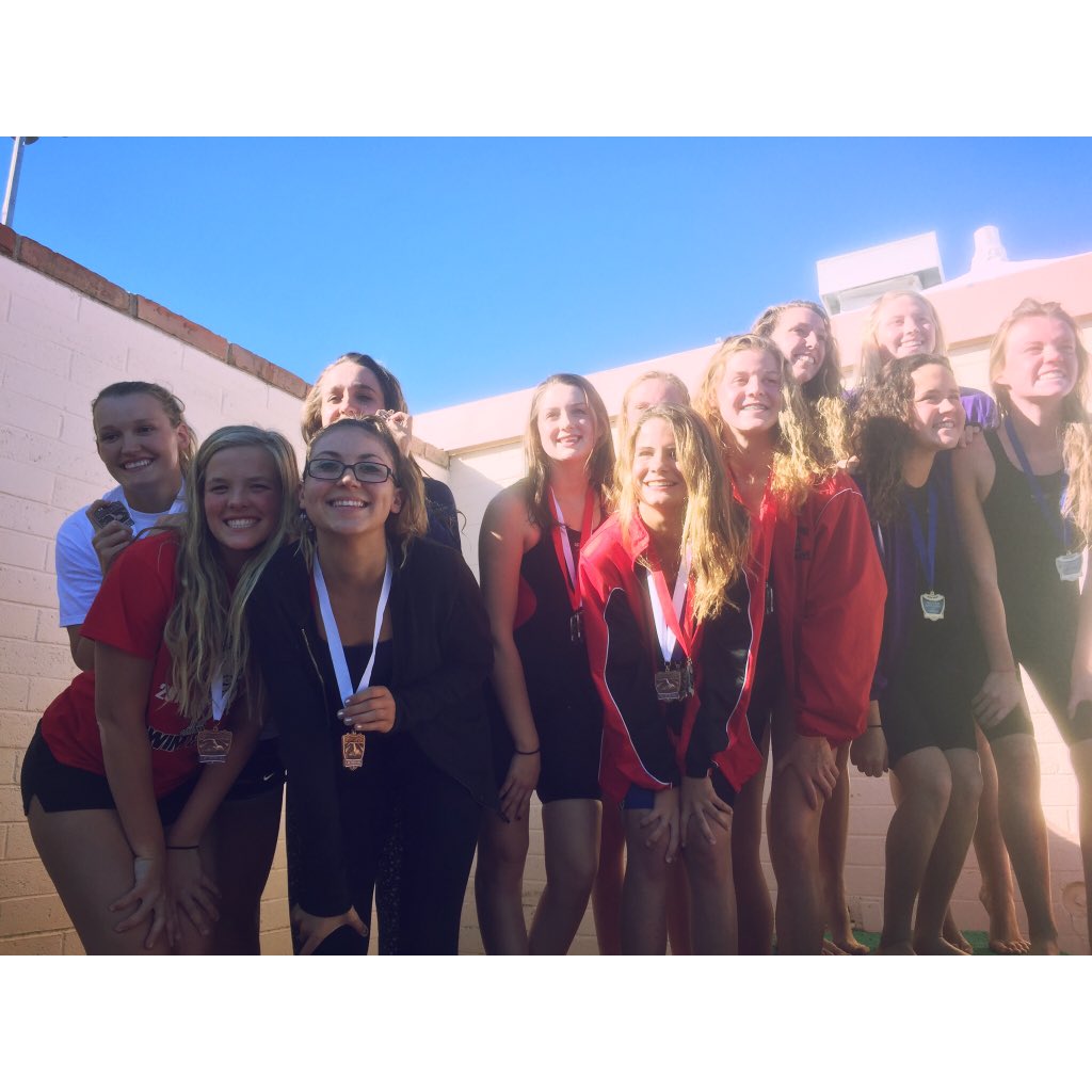 CehsSwim's tweet image. Congrats to our girls 400 free relay for taking 3rd today!!