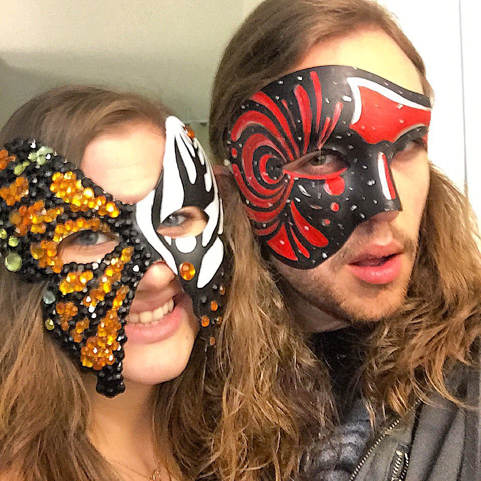jaynichols24's tweet photo. It's about to be a damn good night! Ready for the Nectar🎭🔊🃏 @bassnectar @bass_network #bassmask #bassnectar https://t.co/S3ViU5cwev