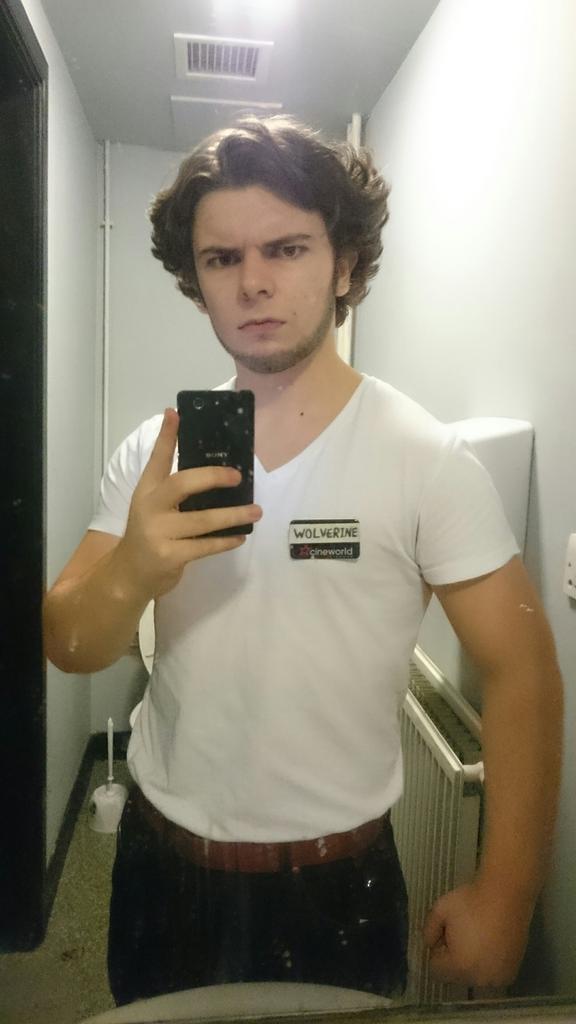 jackamond's tweet photo. Just finished my Halloween shift #loganboi https://t.co/J5uvvgJpTz