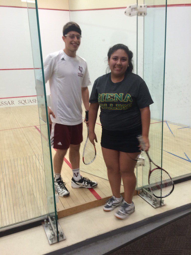Vassar Squash tweet media