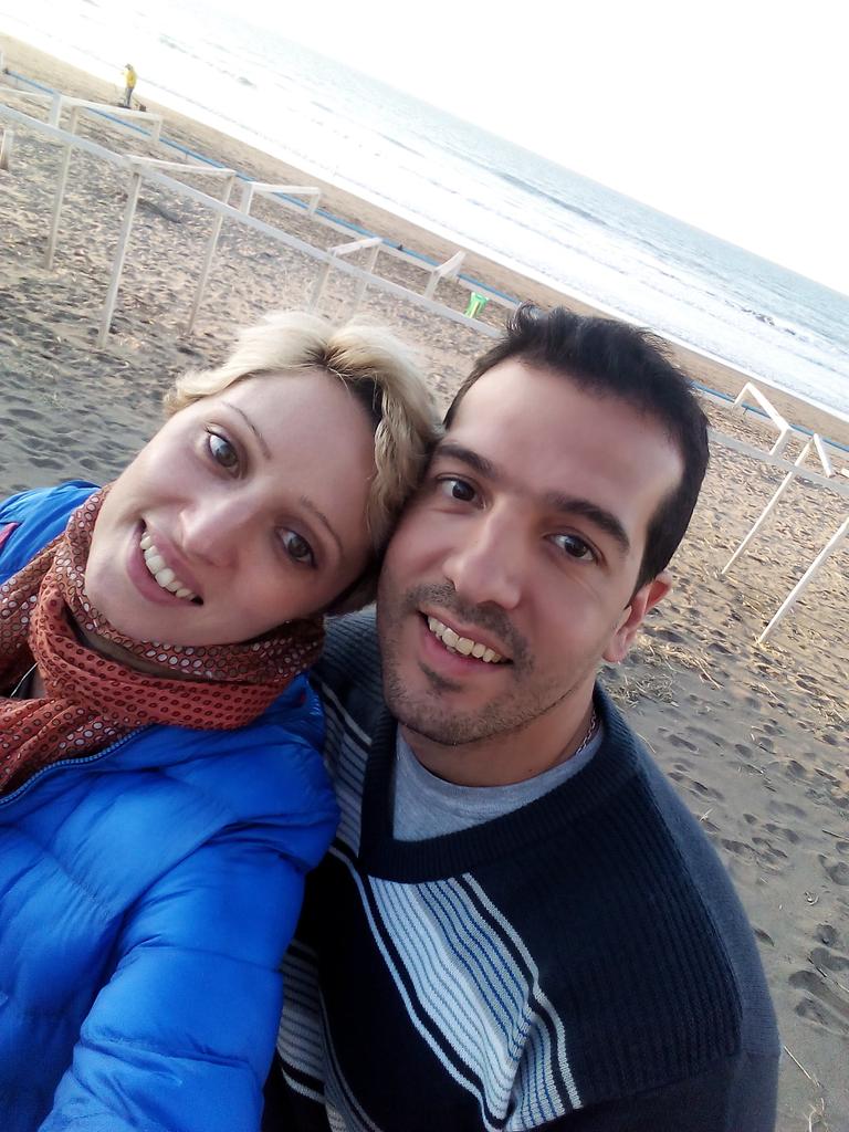LauraTr2011's tweet photo. Tremendo día de sol en #MonteHermoso con @gastonalonsobb https://t.co/RkzbiIwncR