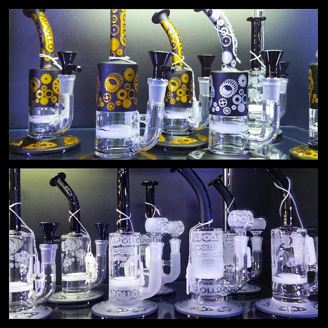 highupwaterpipe's tweet photo. So many awesome  #waterpipes &amp; #handpipes like these new #apollo pieces @ #highup #stayhigh #columbus #ohiostate https://t.co/zWyGSAaQPK