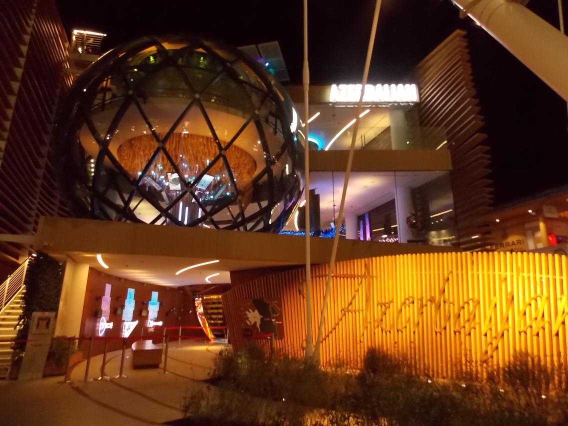 dianacomari's tweet photo. Esterno @azerpavilion #Expo2015 #Expo #myExpo2015 #ciaoexpo #orgoglioExpo https://t.co/NrlQlFhiiY