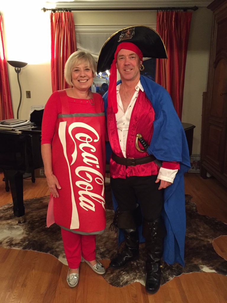 CourtDodds's tweet photo. #couplegoals https://t.co/xwen4HQIIQ