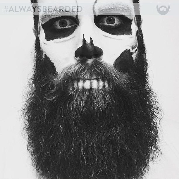 BeAlwaysBearded's tweet photo. A truly epic makeup job for an epic beard, make sure you follow our friend @ryanbolton. We salute you! #alwaysbeard… https://t.co/pWPTj7ui7f