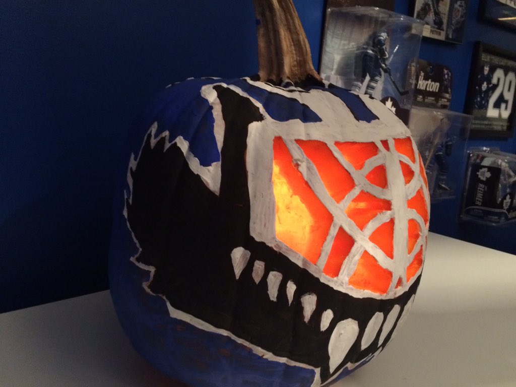 Steve_Dangle's tweet photo. Behold! My Felix Potvin pumpkin. https://t.co/9ad3jxaEnY