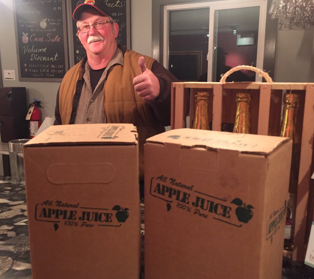 shcider's tweet photo. One of our cider kings, Tom. Giving the thumbs up!! @MobileJuicing #fresh #applejuice https://t.co/qsqKM3lmhJ