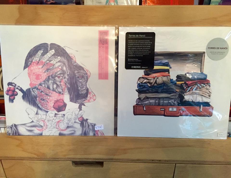 DiscotecaOnline's tweet photo. EN CASA: @7lobosrojos -Nigromancia LP, @TorresdeHanoi LP https://t.co/boPGnmxHWq