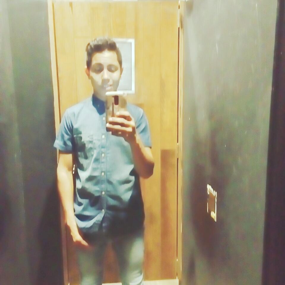 urielLMl's tweet photo. Pary🎊🎉👻🎃😝😜😁 https://t.co/eKQ7o86qHJ