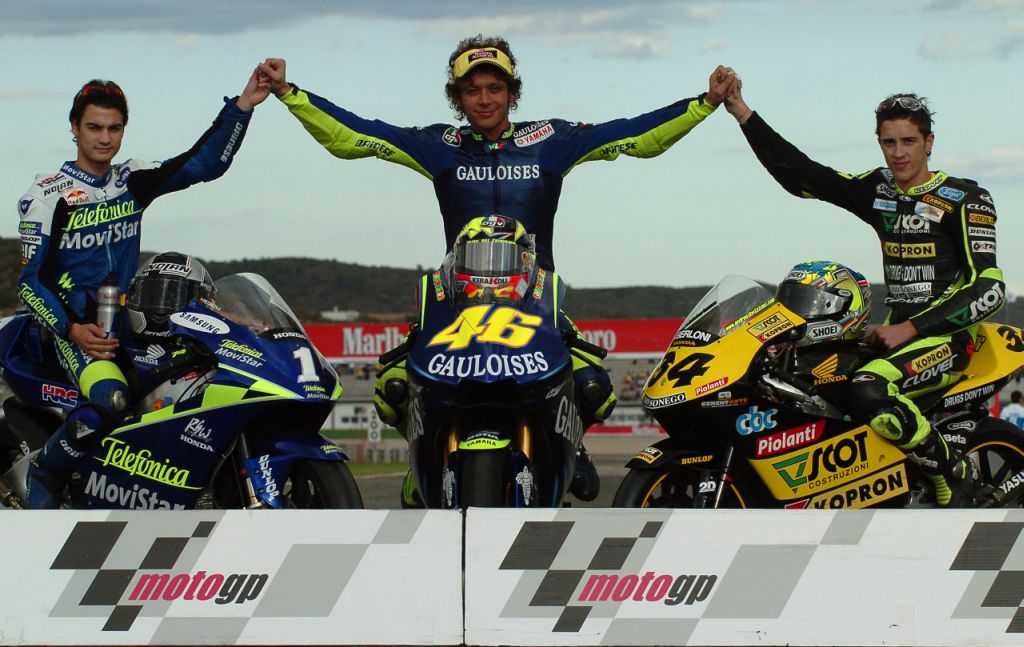 Motogp Fan Zone 04 World Champions Valentino Rossi Yamaha Dani Pedrosa Honda Andrea Dovizioso Honda At Valencia Onthisday T Co 5dflfjzbyi Twitter