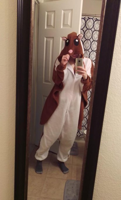 Watch ≫ BirdyLovesIt ≪'s leaked NSFW photo on TwXstars