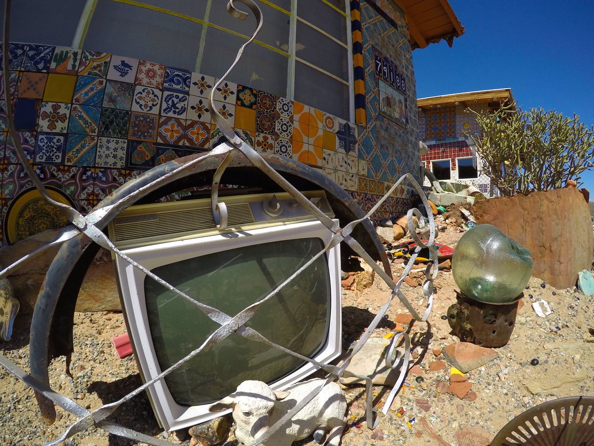 Mrktengs's tweet image. Creativity - Taking something enormously strange &amp;amp; somehow making it strangely familiar | #MRKTengs #TileHouse