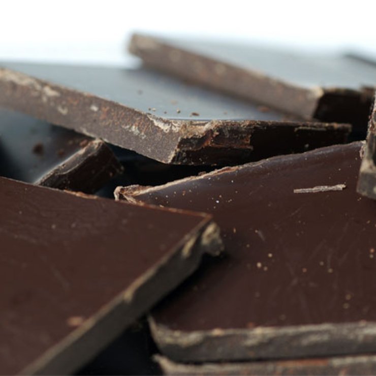 Since we're eating ONLY chocolate today, here are 9 of its health benefits: spr.ly/6010BPzuA #HappyHalloween