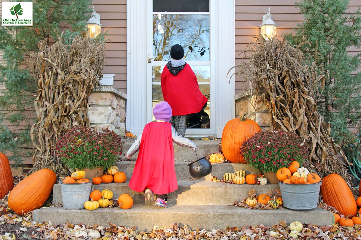 oldhickorychmbr's tweet photo. Have a Safe &amp; Happy Halloween!
Visit: https://t.co/ozw3ROcTlW for some great safety tips!
#Halloween2015 #Safety https://t.co/2NsU1xHQWk