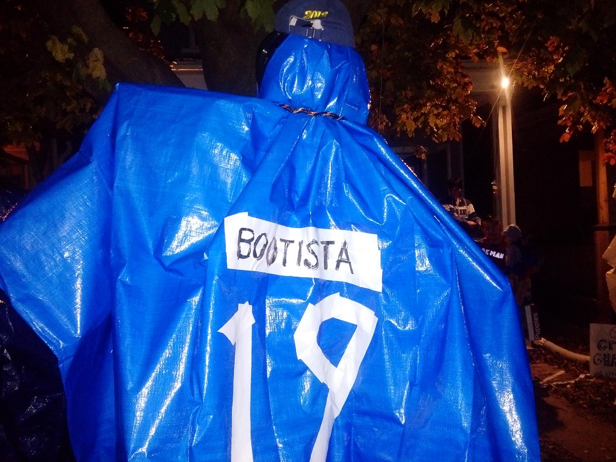 ding3722's tweet photo. Out with niece, best house @BlueJays @JesseBarfield29 @JoeyBats19 #bootista #ghulowitzki #jessescarefield https://t.co/xraGE2jZzb