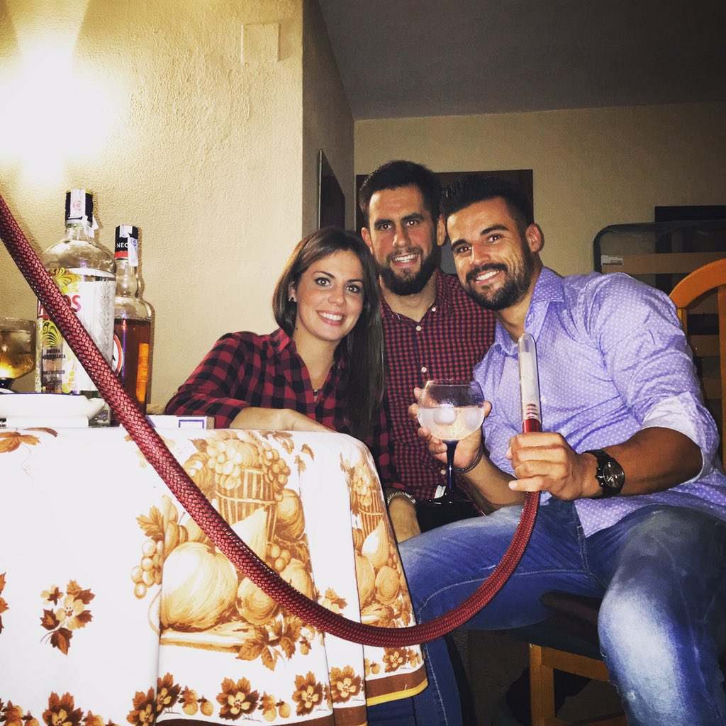 antoniocabello3's tweet photo. Hoy toca noche de #Halloween en @Sojo_ribera #vivesojo #Cordoba #spain #night #saturday #brothers https://t.co/Uzs5bVHuB9