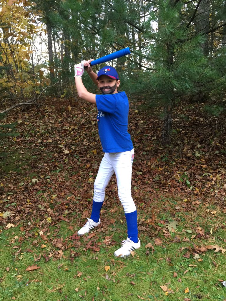 Mr_Jim_Palmer's tweet photo. Please RT so my girl can win a @JoeyBats19 hat!!  She's working the #batflip for #halloween2015 #JoeyBats19Halloween https://t.co/zlO6g7JfOS