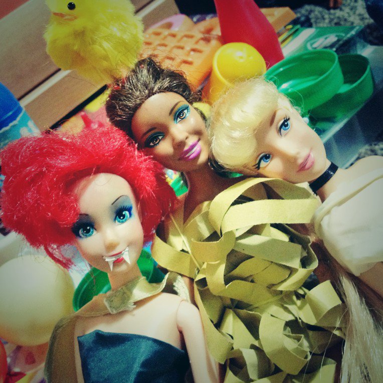 CinderellaRoyal's tweet photo. 🎃 @ItsLaylaMaraj @Ariel_4real #HappyHalloween https://t.co/92ykxUbTmY