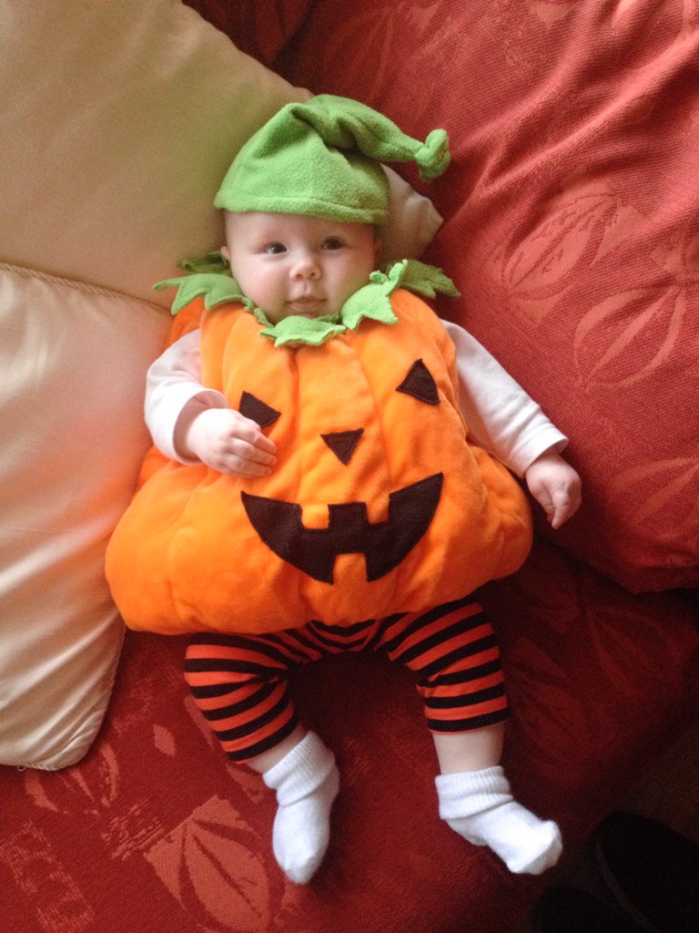 elissabooth's tweet photo. @mandaclar we missed you today aunty manda https://t.co/Emg4RngQeE