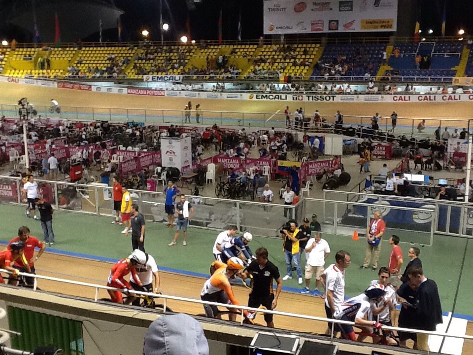 BorrasNicolas's tweet photo. Comentarios en Vivo de #CaliWTC invitados a escucharlo por el siguiente Link https://t.co/zLswXqe0Pm #UCITrackWC https://t.co/SOGDnsWB09