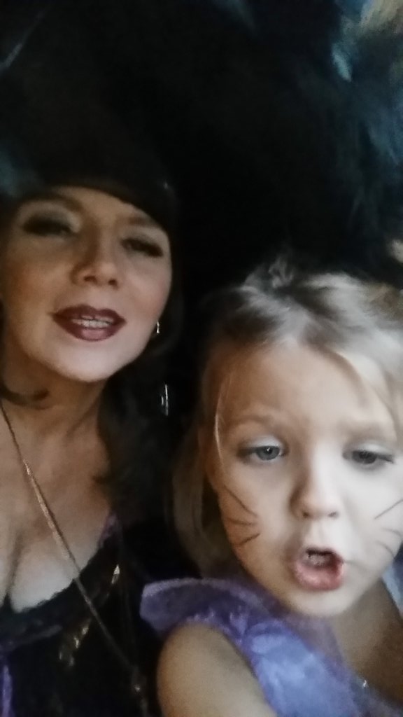 mackellar777's tweet photo. My bugaboo and myself #GettingOverMyself #FunTimes It feels great to just play 🆓😄😃 #GrammaLovesHerGirl ❤ https://t.co/df0FyCdOcf