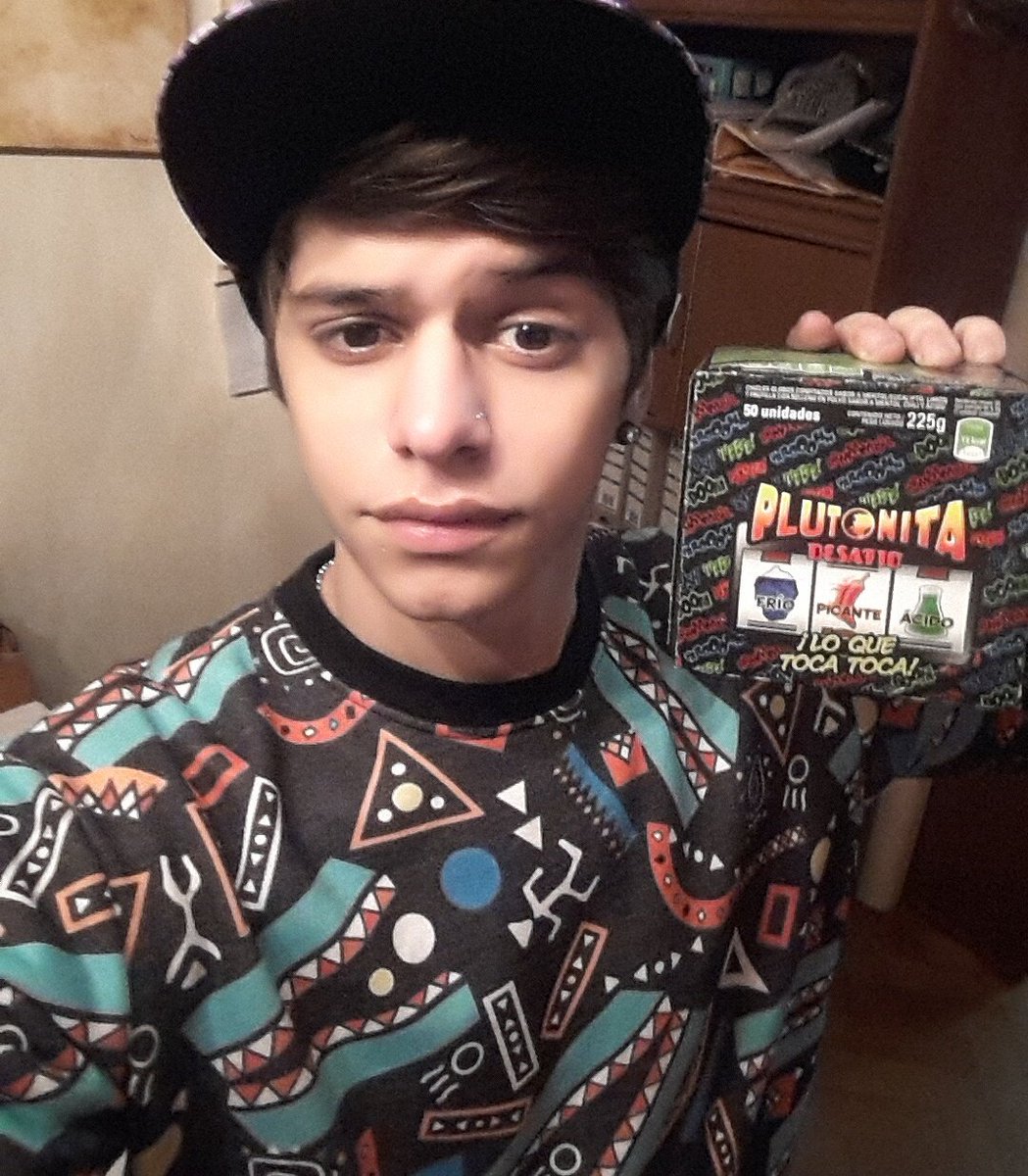 GonzaGoth tweet picture