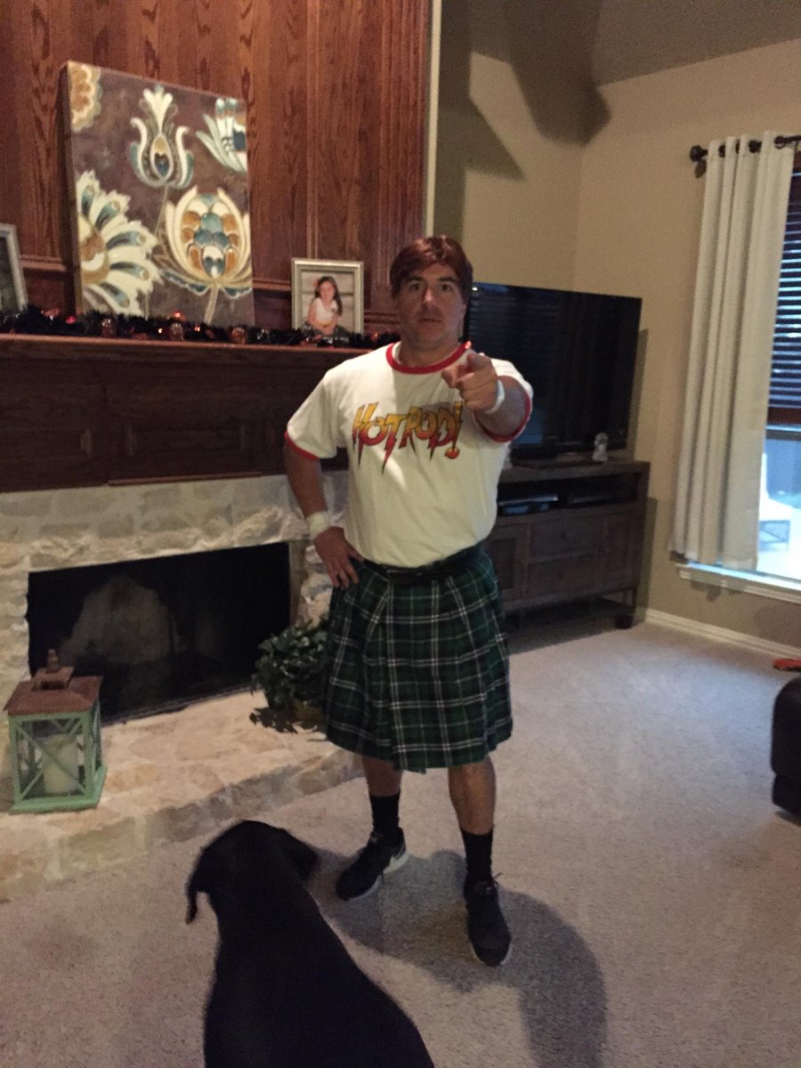 stevemargo's tweet photo. Happy Halloween! #hotrod https://t.co/kuVv6U0HzR