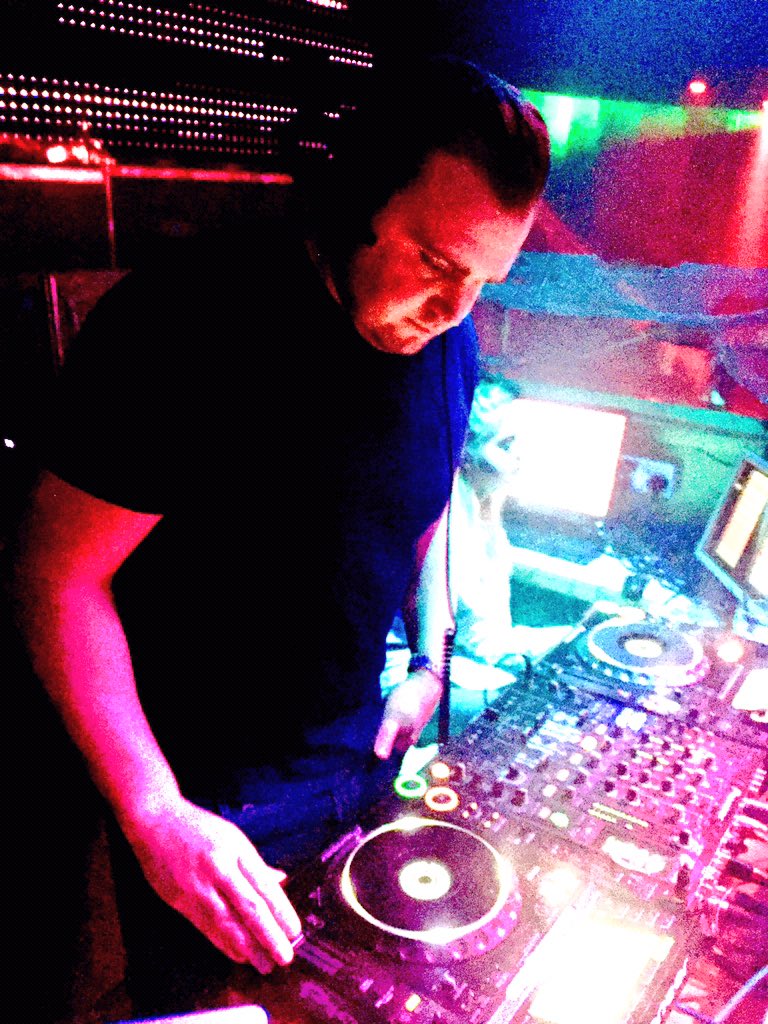 Cafolla & Engel (@cafollaandengel) on Twitter photo <a href="/IvanoCafollaAD/">Ivano Cafolla Zazu</a> kicking things off at @clubvivaathlone! Athlone, show us your weird & wonderful side this Halloween! <a href="/IvanoCafollaAD/">Ivano Cafolla Zazu</a> kicking things off at @clubvivaathlone! Athlone, show us your weird & wonderful side this Halloween!