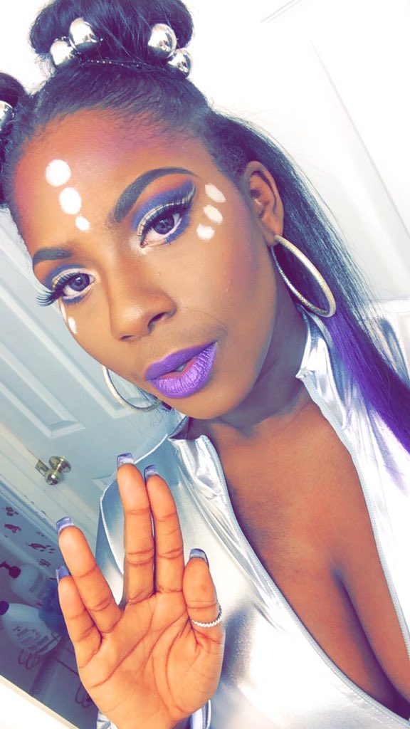 Chandra_Shae's tweet photo. @WUTdeefUkIDK1 @NicoleB_BANGIN https://t.co/4bfftRBAvl