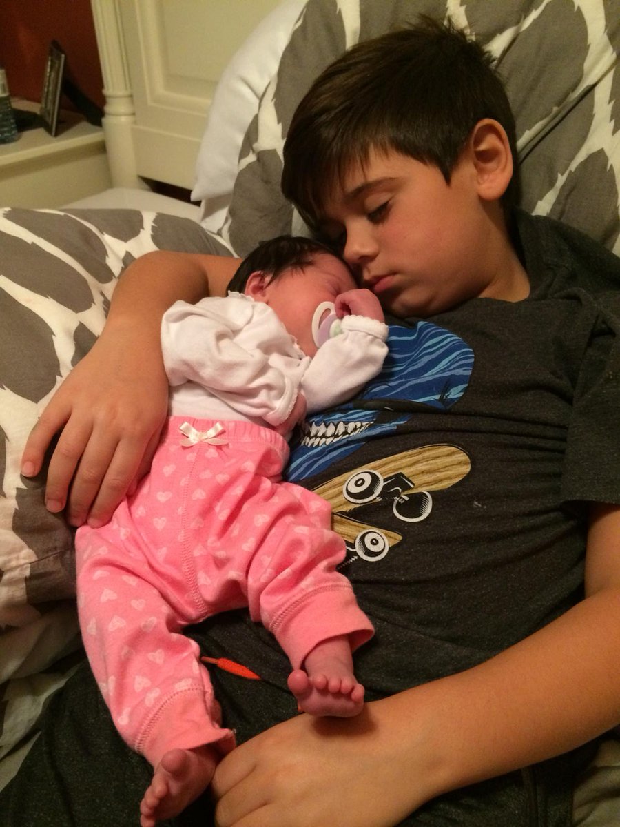 CCASTREOS's tweet photo. Someone is going to make an excellent big brother!!! https://t.co/XXMexymVcU