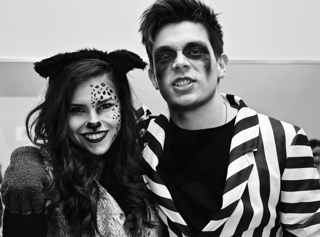 _ThisIsFabian's tweet photo. We're Bad Asses 😈 https://t.co/OBtUsfAApY