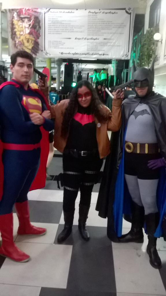 Deduction_hound's tweet photo. #halloween #tnt2015 y ahí estoy yo bien pendeja como siempre, pero pendeja en cosplay para darle un nuevo enfoque https://t.co/MwItCbaHxD