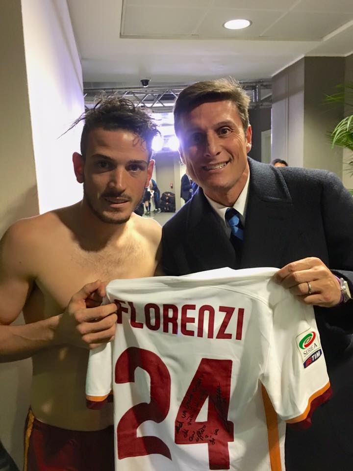 javierzanetti's tweet photo. Grazie @Florenzi per la tua maglia e per questa dedica speciale! https://t.co/VLN8Y1SMZs