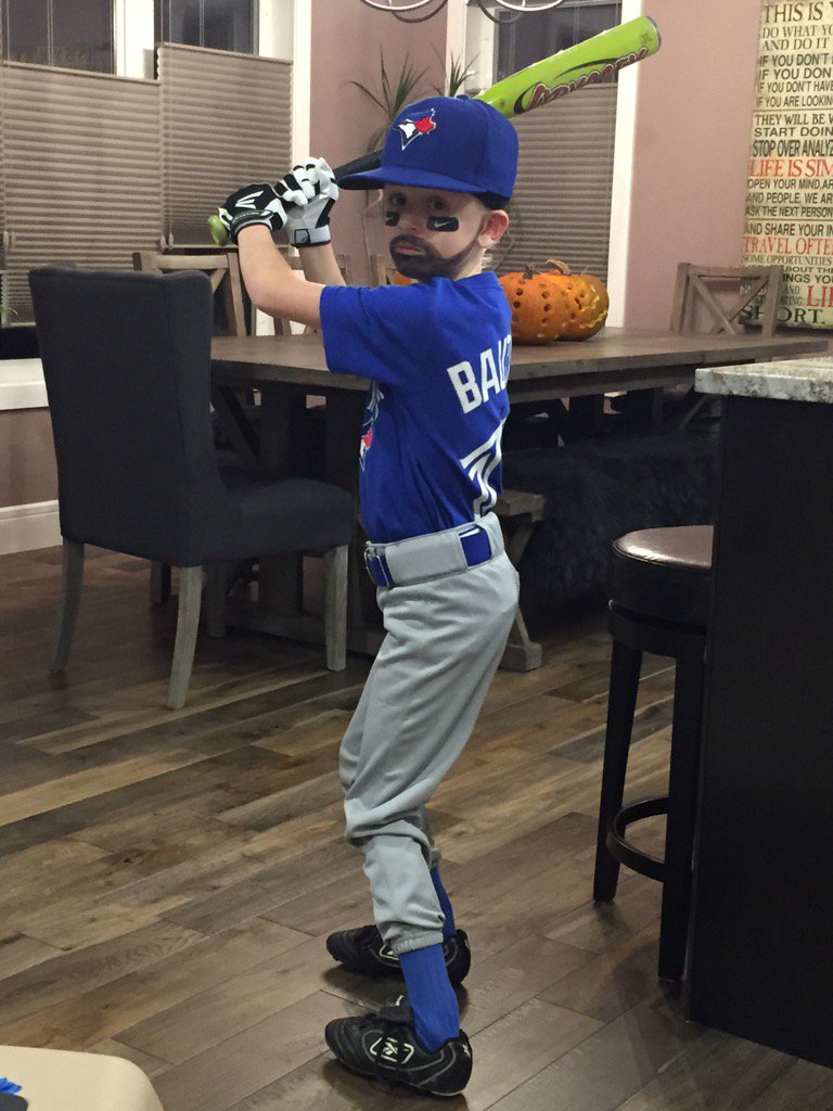 bbappel's tweet photo. @JoeyBats19 #JoeyBats19Halloween #Retweet to help this little lady win #joeybatsnumber1fan https://t.co/Evp3EVLFLg