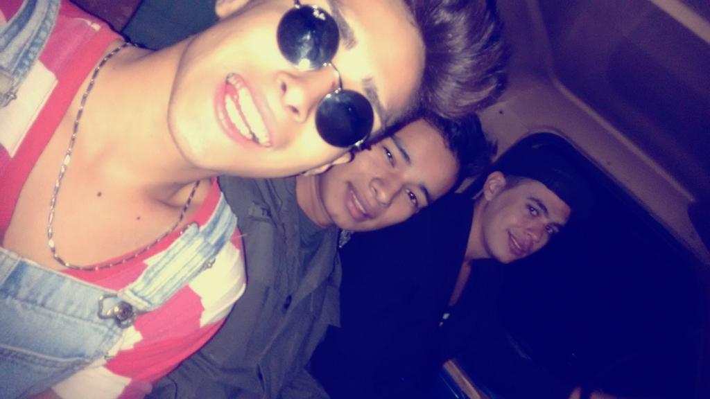 thommybj1's tweet photo. #clubone #delcoco #HoyHalloween https://t.co/eiA2T7jpQ2