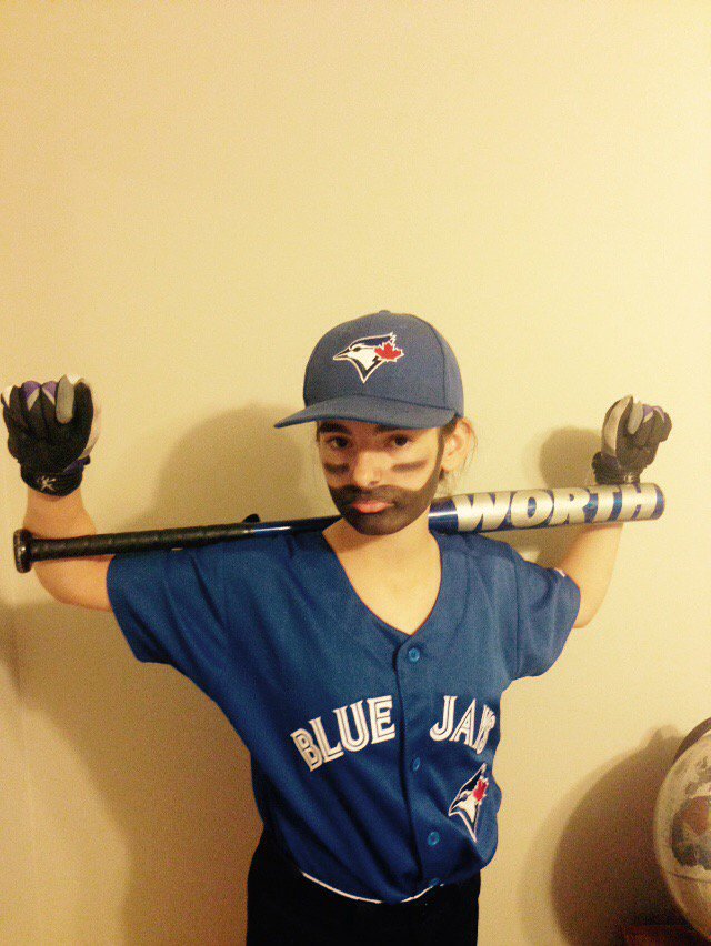 donmacnb's tweet photo. Great season Jose @JoeyBats19 #JoeyBats19Halloween https://t.co/OOy164vUMN