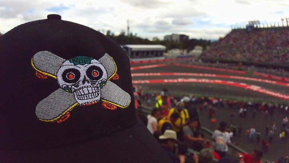 UpsideFest's tweet photo. ¡Upside Fest en la F1! 🏁🏎
#ChecoPerez
#BeUpside #BeWinner https://t.co/VgmpSXFGRU