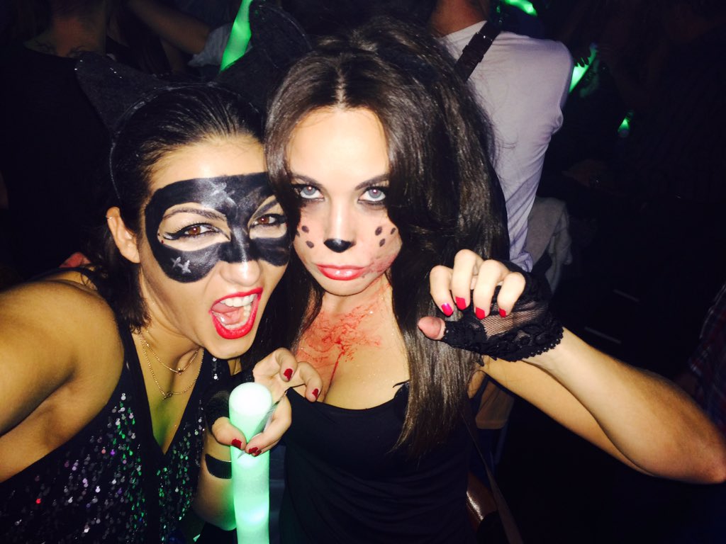 avillarejo's tweet image. Sisi aquí estamos!! #bailaomuere @DanceMemories90 @EvaKF y yo!!