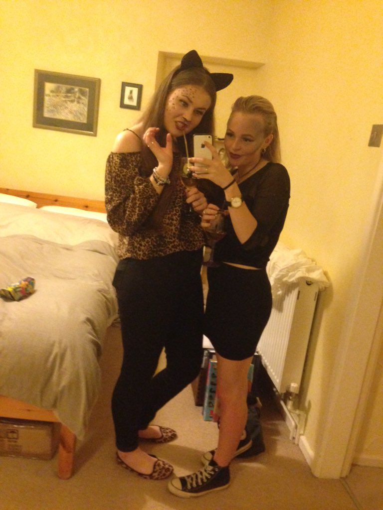 Polly_Tombs's tweet photo. My fish🐠 @_LaurenHull https://t.co/5ijoOtsWSV