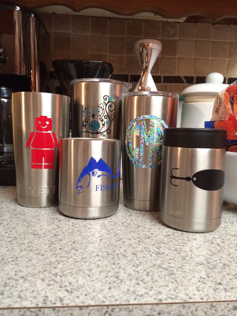 bbrisbin's tweet photo. @YETICoolers family photo https://t.co/LWMQ6UAC4A