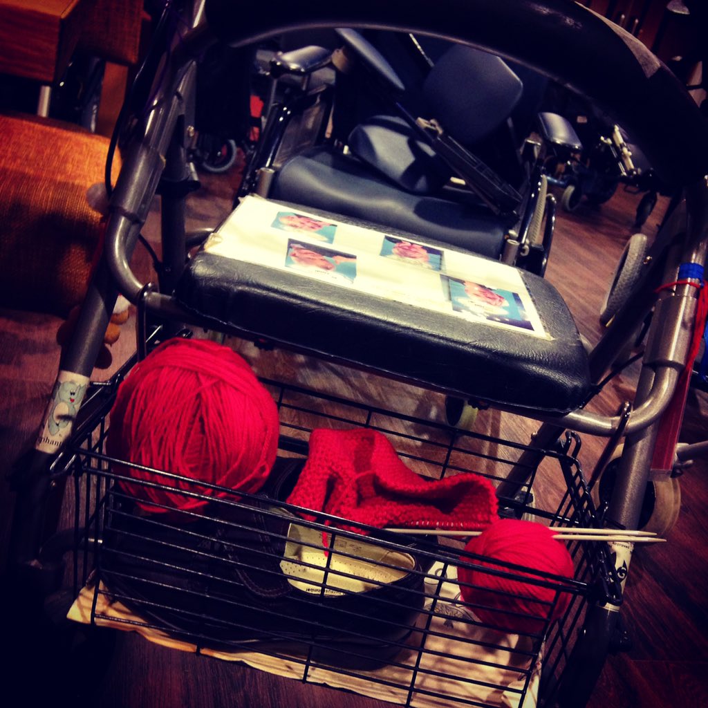 cplubbers's tweet photo. Lekker om 0200 even 50 rolstoelen en rollators schoonmaken @presentdenhaag #slapenkanaltijdnog #nonstoppresent https://t.co/pxj8Um3kWp