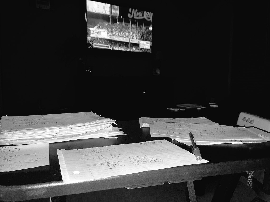 Mr_Jones_Math's tweet image. How I watch the Royals. #alwaysgrading