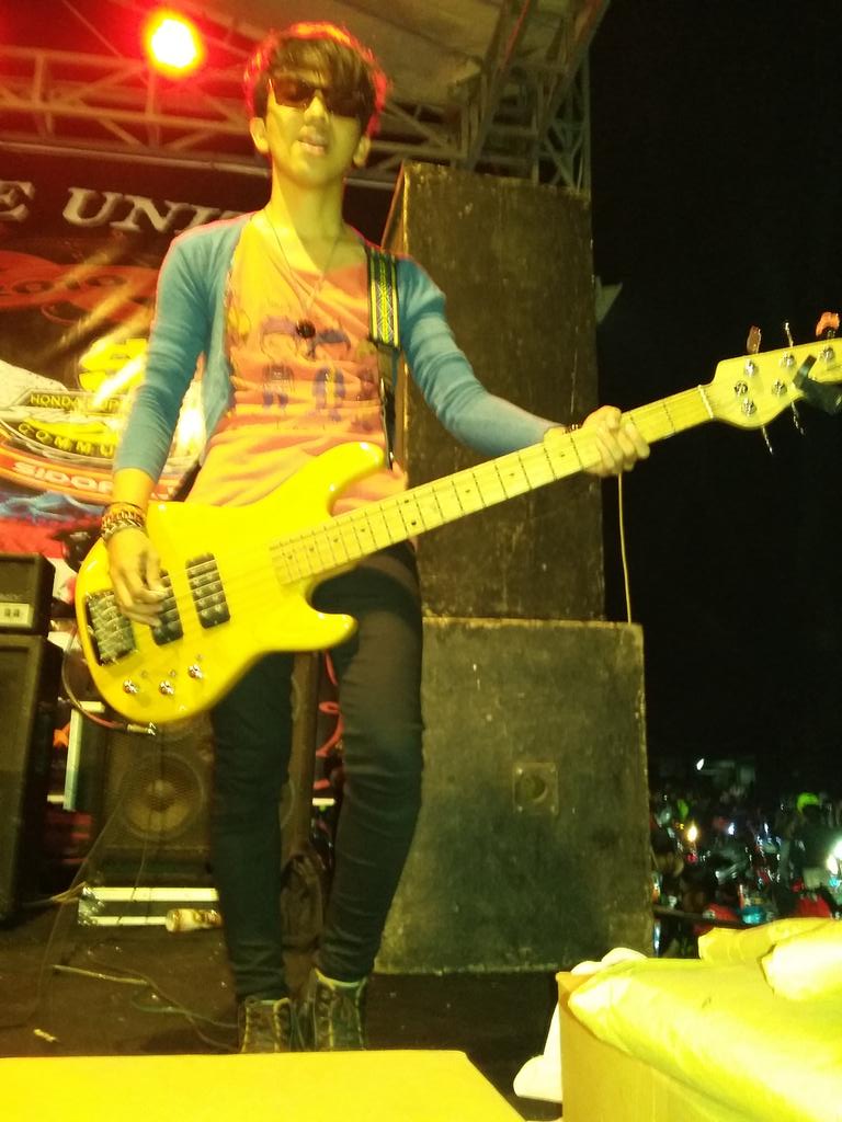 YouAndMe_Rock's tweet photo. Last Night at Lap.Sadeng Kletek @Kotasidoarjo ... *Pecahhhhhh.... https://t.co/J3jPibP3eB